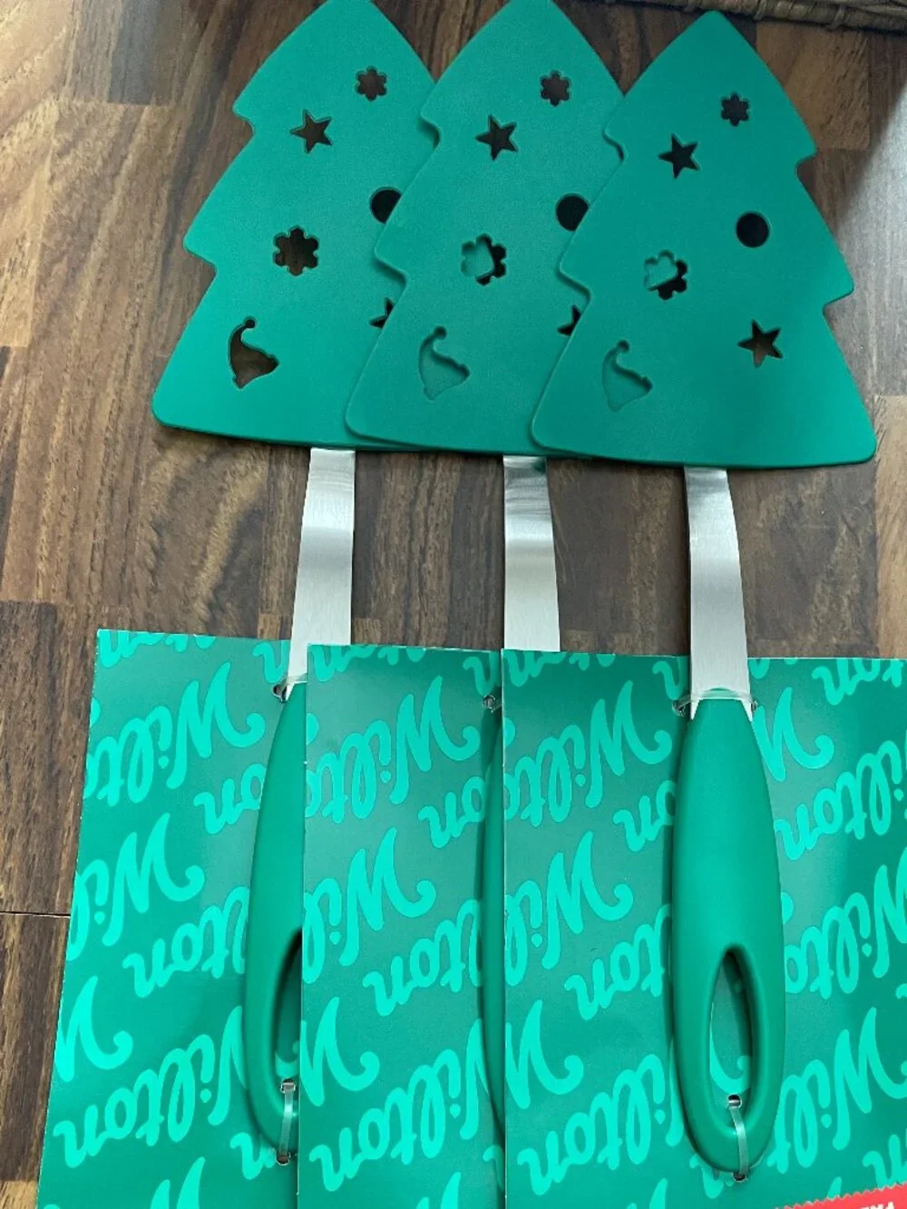 Wilton Christmas Tree Turner-NWT